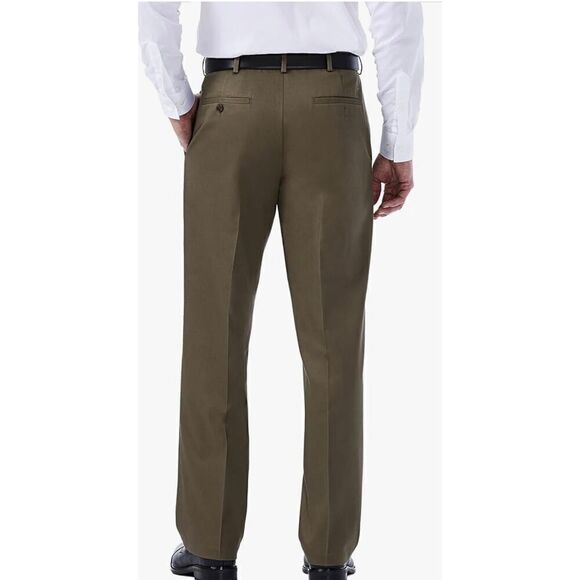 Haggar Men's Premium No Iron Khaki Classic Fit Expandable Waist Flat Front Pant - Picture 2 of 7